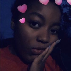 Meet your Posher, Ishara